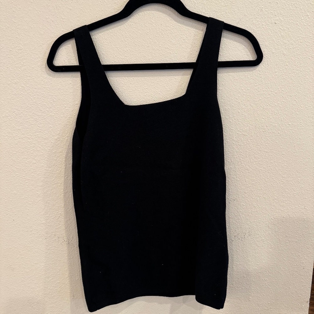 Banana Republic Black Sleeveless Sweater Tank Top Small